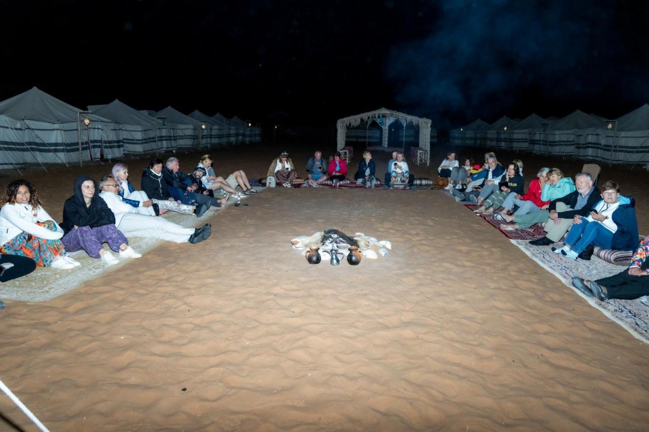 Al Wāşil Sand Delight Camp מראה חיצוני תמונה