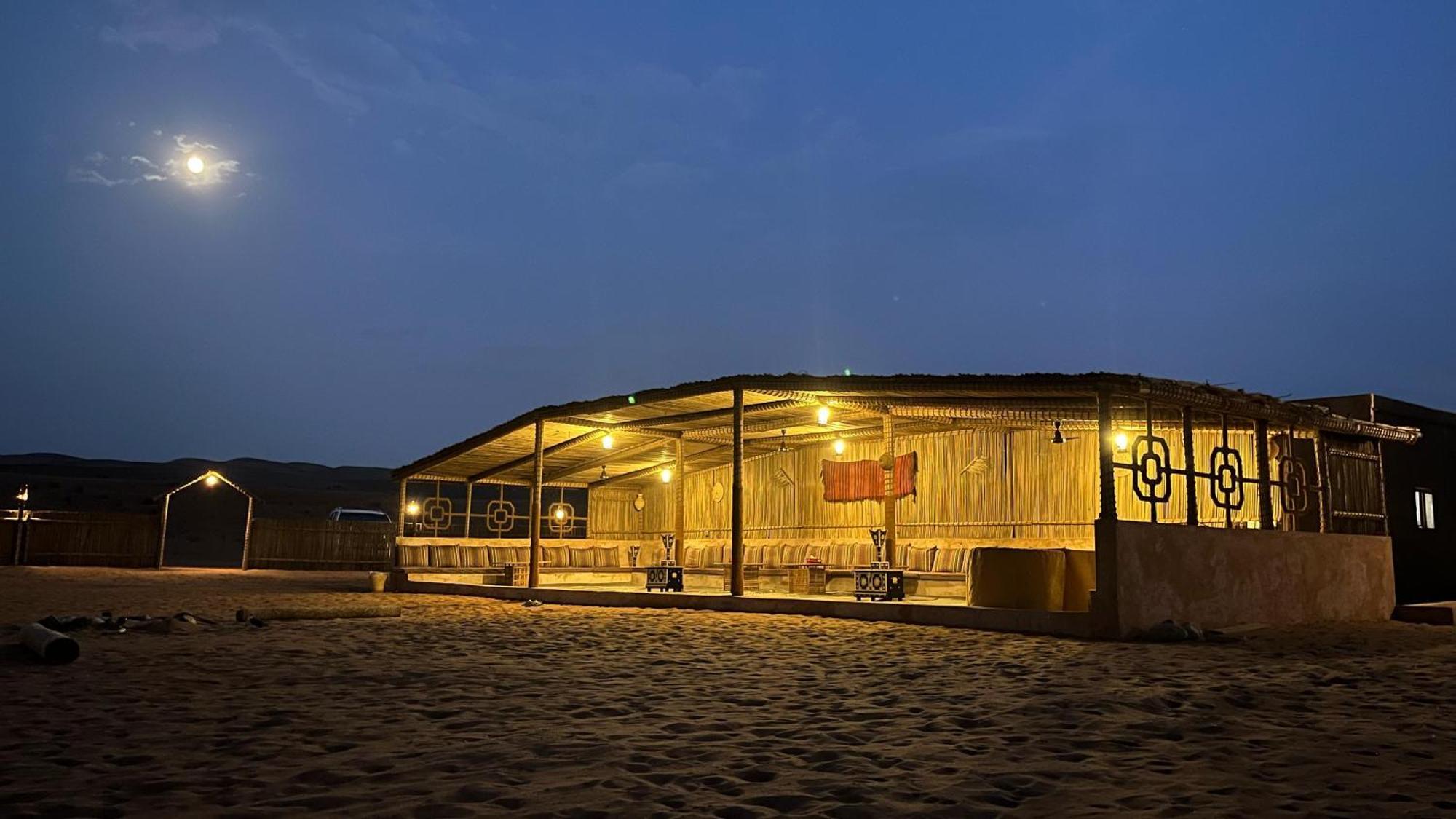 Al Wāşil Sand Delight Camp מראה חיצוני תמונה