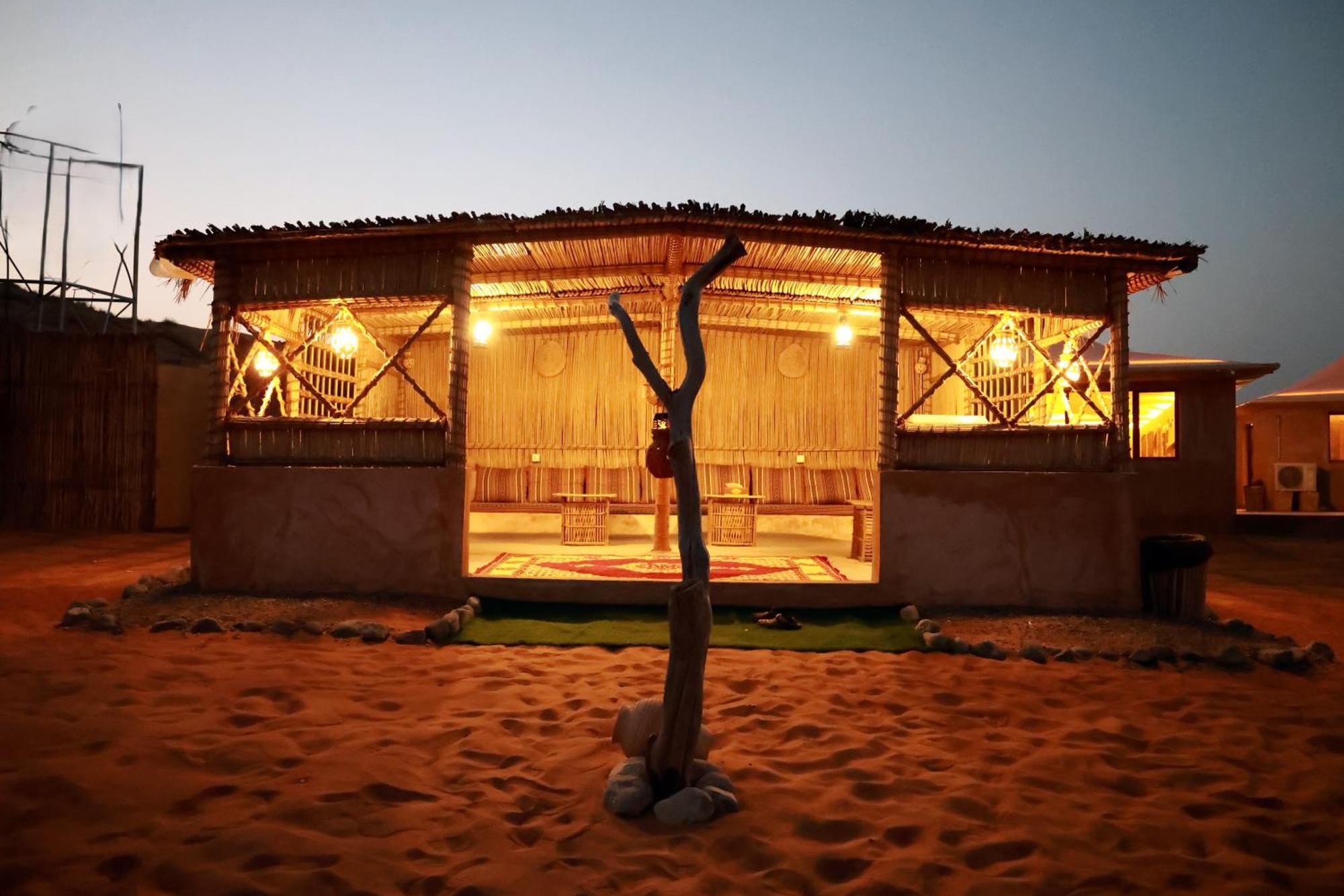Al Wāşil Sand Delight Camp מראה חיצוני תמונה